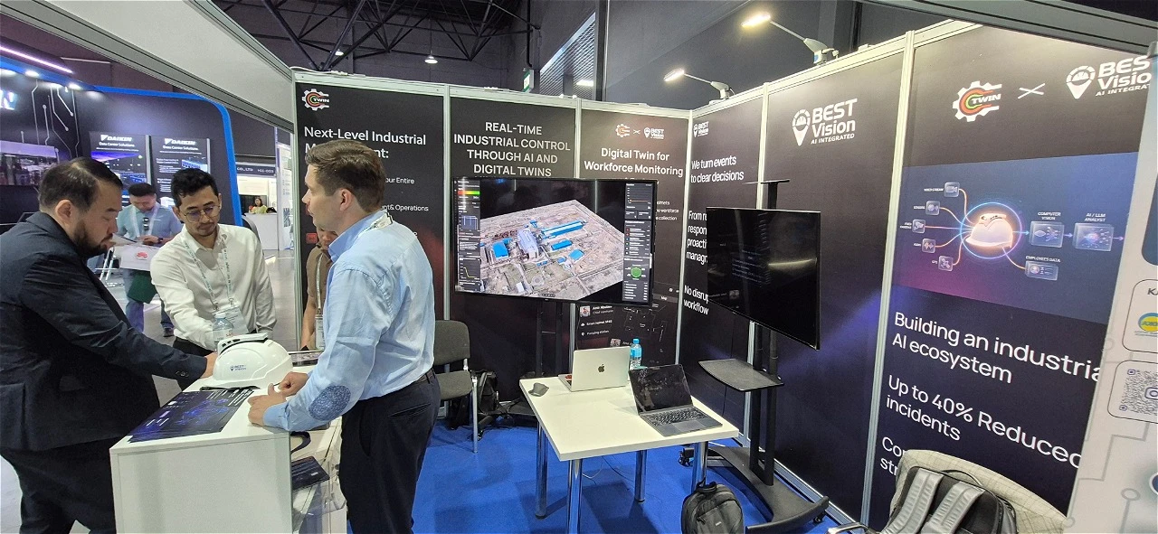 Общий вид стенда Best Vision и QazTwin на GITEX AI 2026