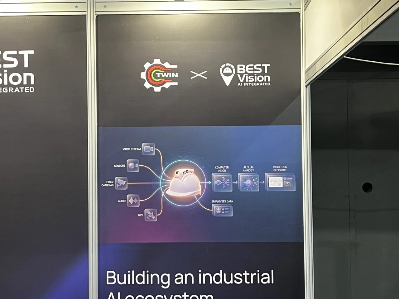 Совместный стенд QazTwin и Best Vision — промышленная AI-экосистема